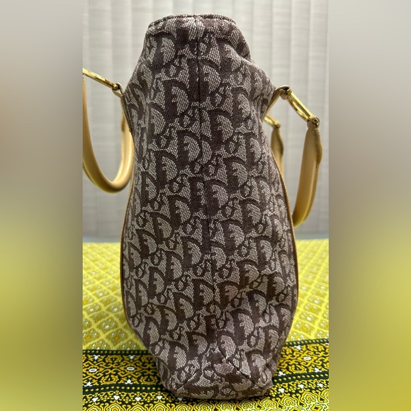 CHRISTIAN DIOR VINTAGE MONOGRAM TOTE BAG - Picture 4 of 15